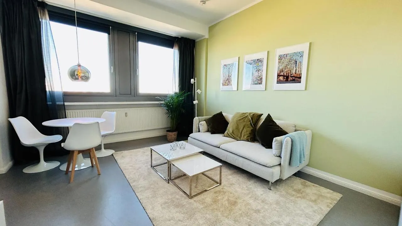 Skyview Studio Apartments At Berlin Kreuzberg-Mitte