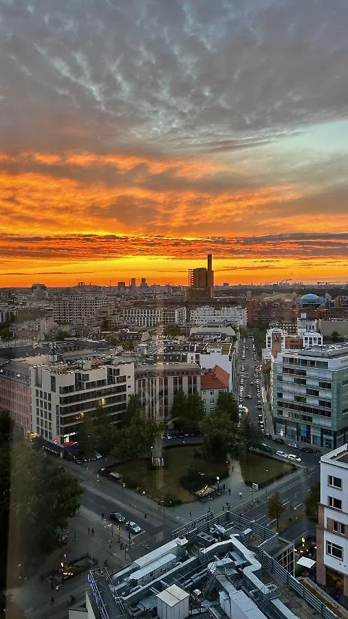 Skyview Studio Apartments At Berlin Kreuzberg-Mitte