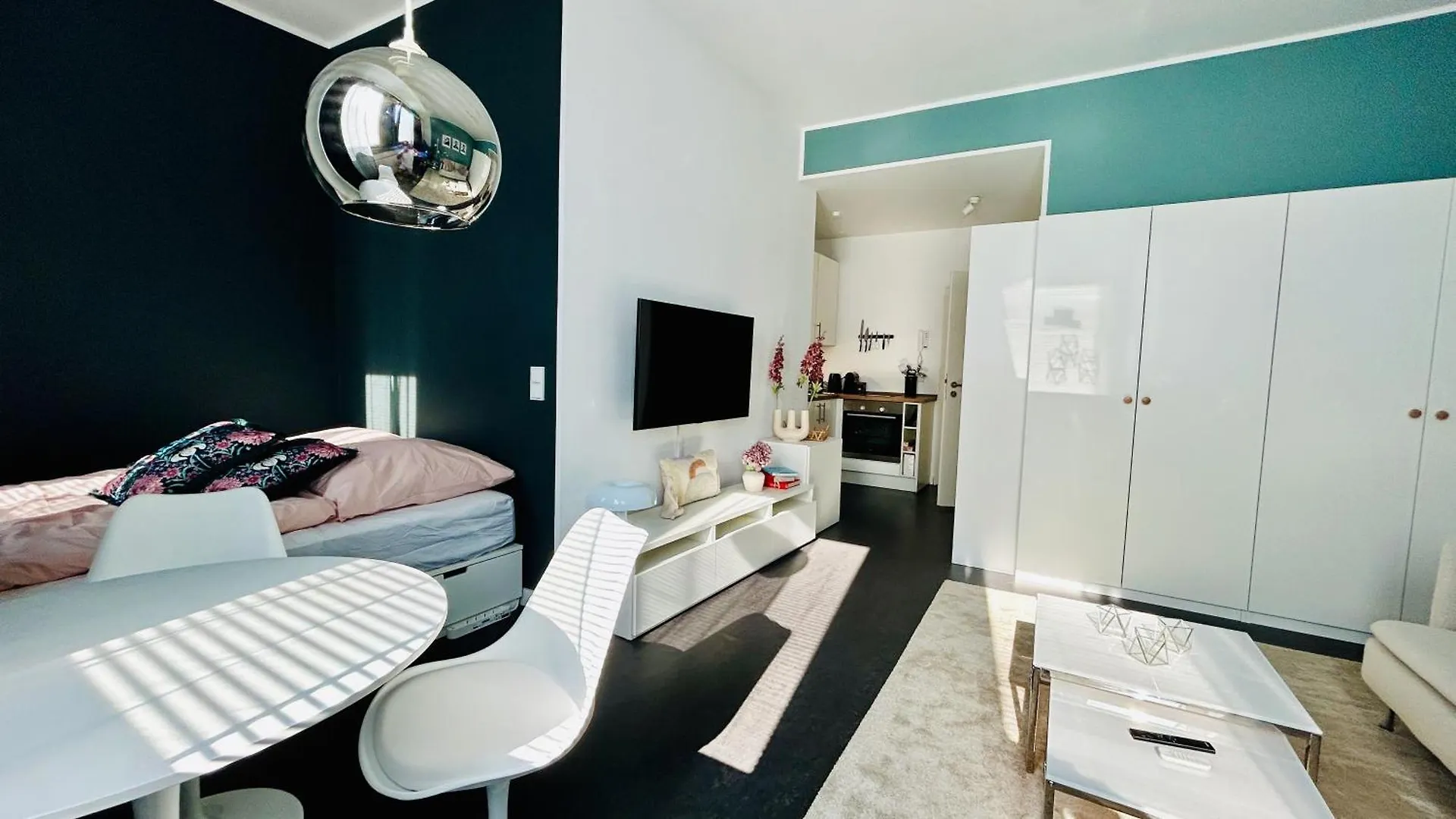 Skyview Studio Apartments At Berlin Kreuzberg-Mitte 0*,