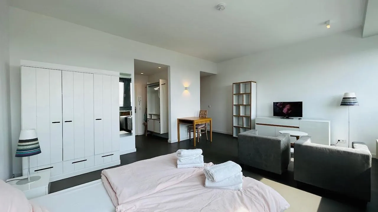 Skyview Studio Apartments At Berlin Kreuzberg-Mitte Tyskland