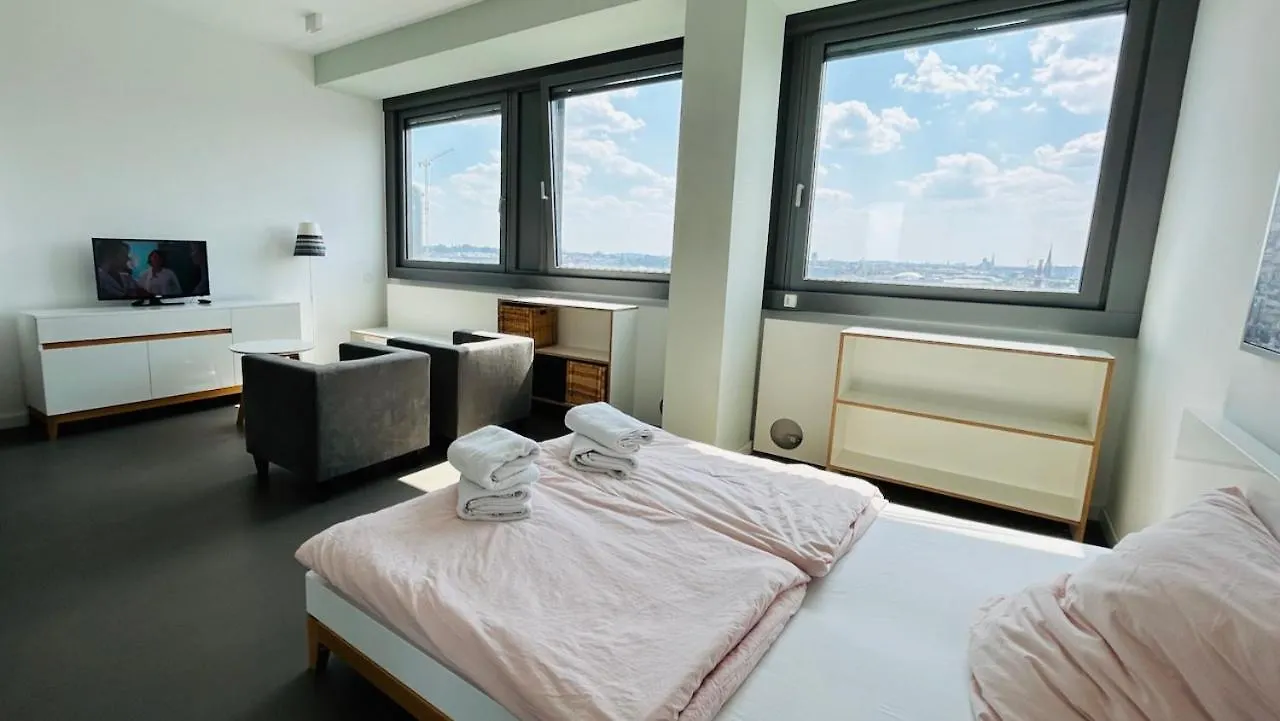 Skyview Studio Apartments At Berlin Kreuzberg-Mitte