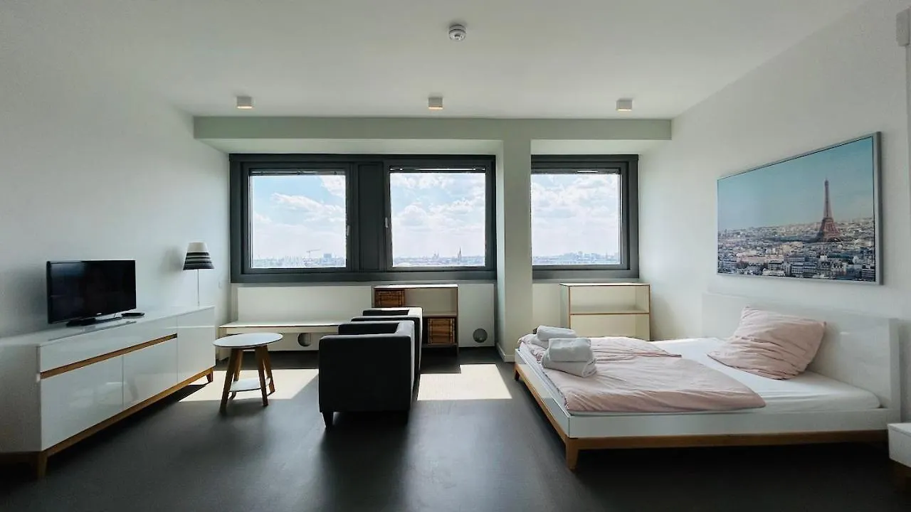 Skyview Studio Apartments At Berlin Kreuzberg-Mitte 0*,